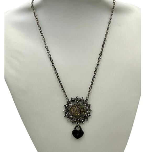 Gunmetal Steampunk Watch‎ Movement Gears Wheels Heart  Pendant Necklace - Picture 1 of 7